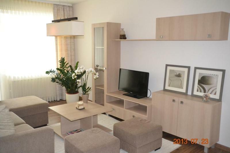 Apartamentai Dainu Шяуляй Экстерьер фото